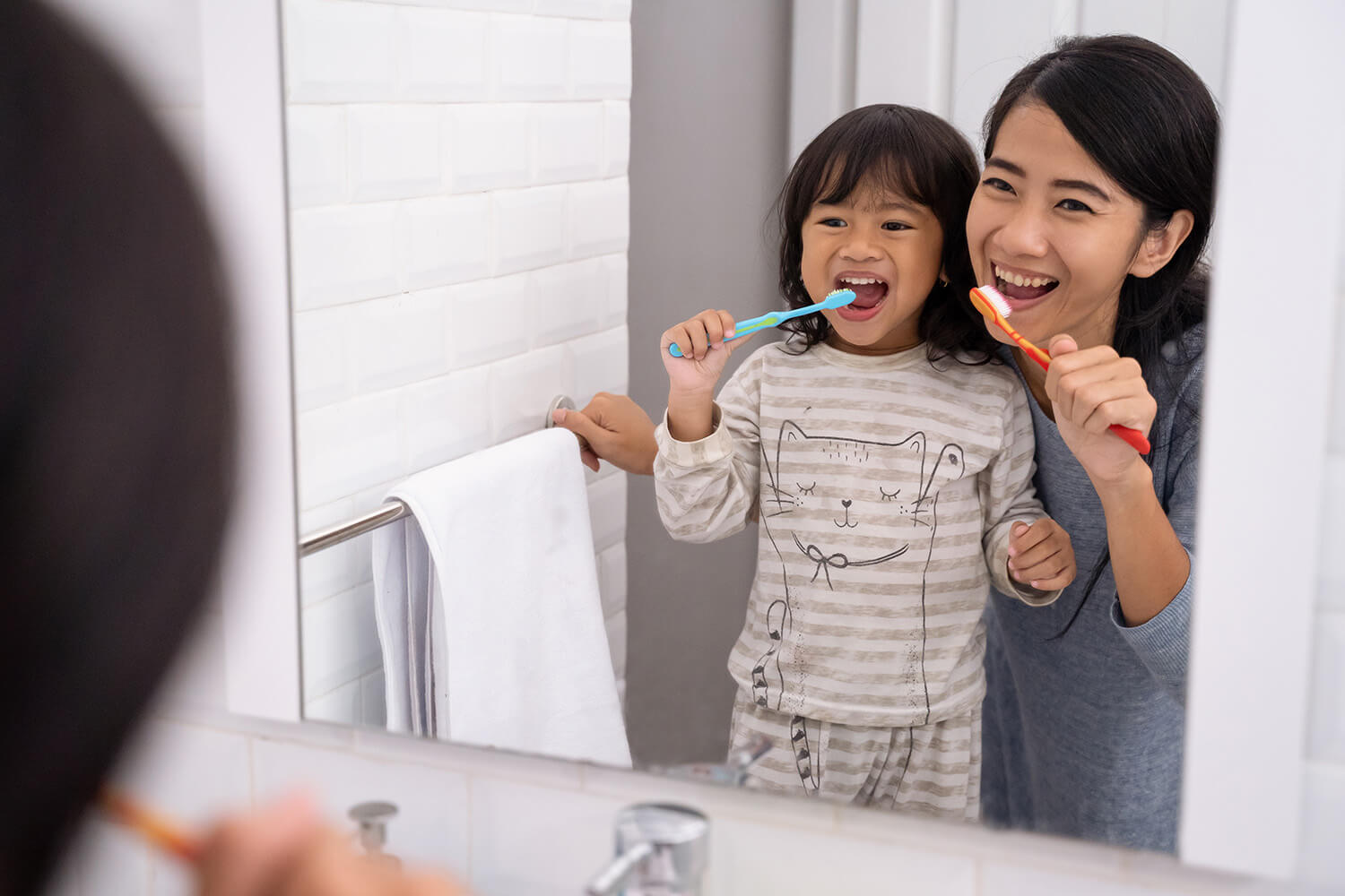 the benefits of teeth cleaning